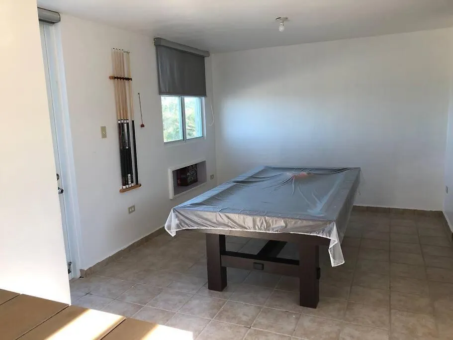 Haudimar Ph Beachfront Apt 4Br/3Bath Isabela 0*,