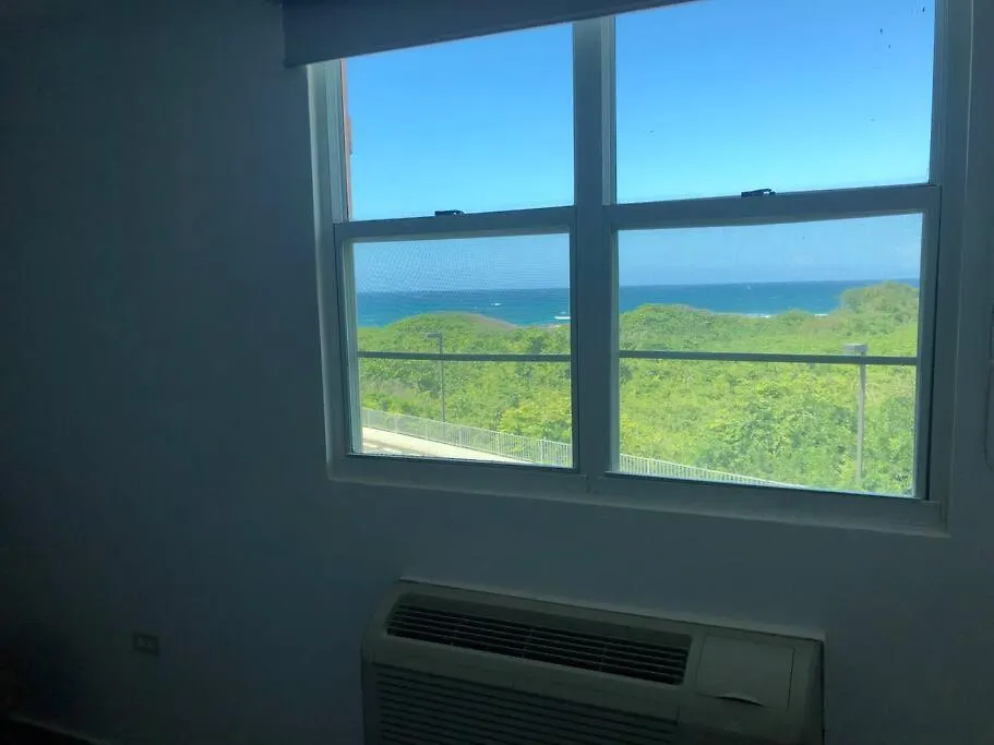 Haudimar Ph Beachfront Apt 4Br/3Bath Isabela Apartment